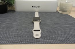 Apple Watch SE2 - 44 mm - Használt, karcmentes