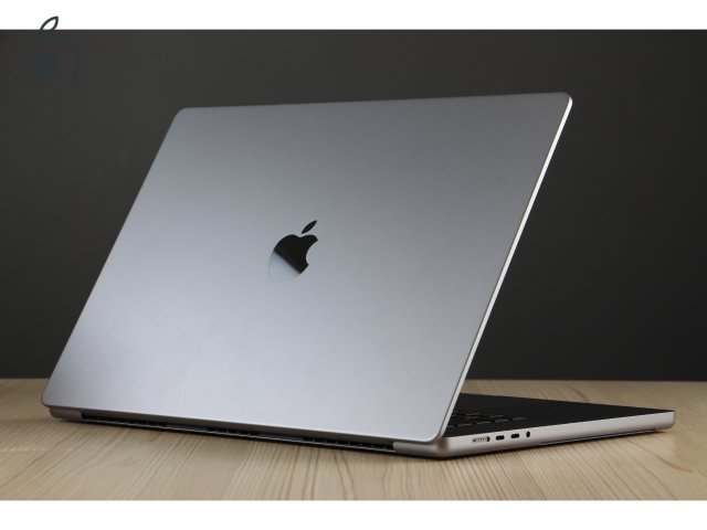 Újszerű Macbook Pro 16