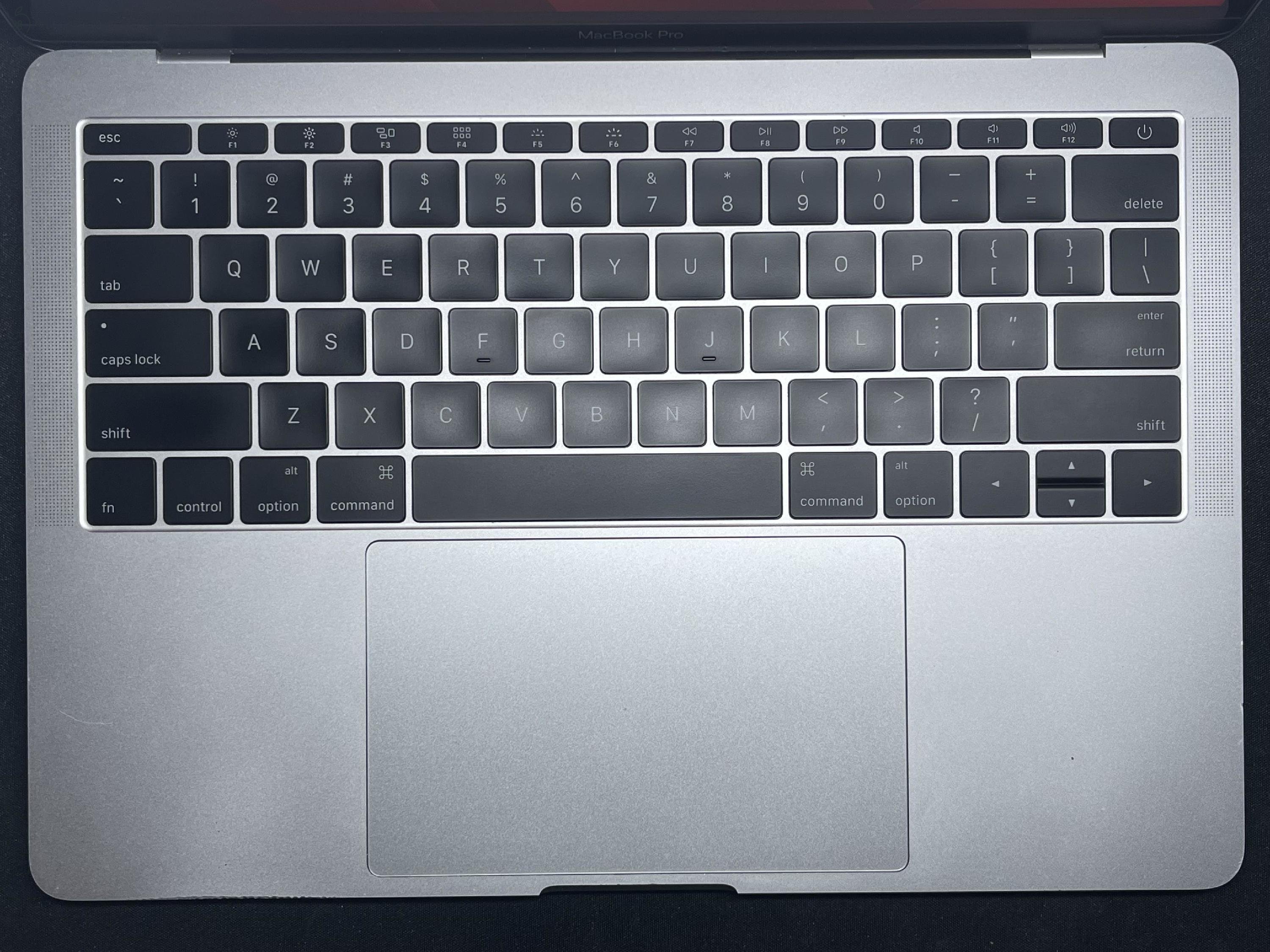 Eladó MacBook Pro 2017 13