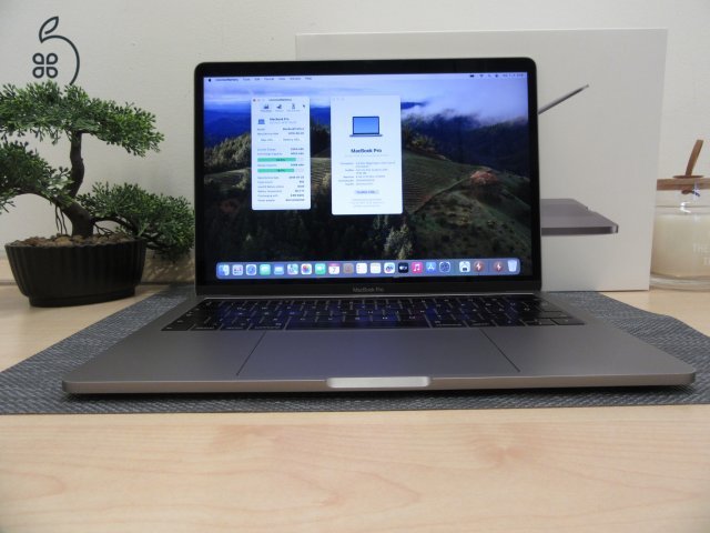 Apple Retina Macbook Pro 13 - 2018 - Használt, karcmentes