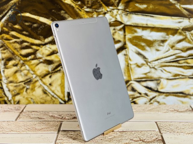 Eladó iPad Pro 2th gen 10.5 Wifi +Cellular A1709 64 GB Space Gray szép állapotú - 12 HÓ GARANCIA - L5176
