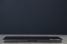 Újszerű MacBook Air M2 256/8 német US-5123