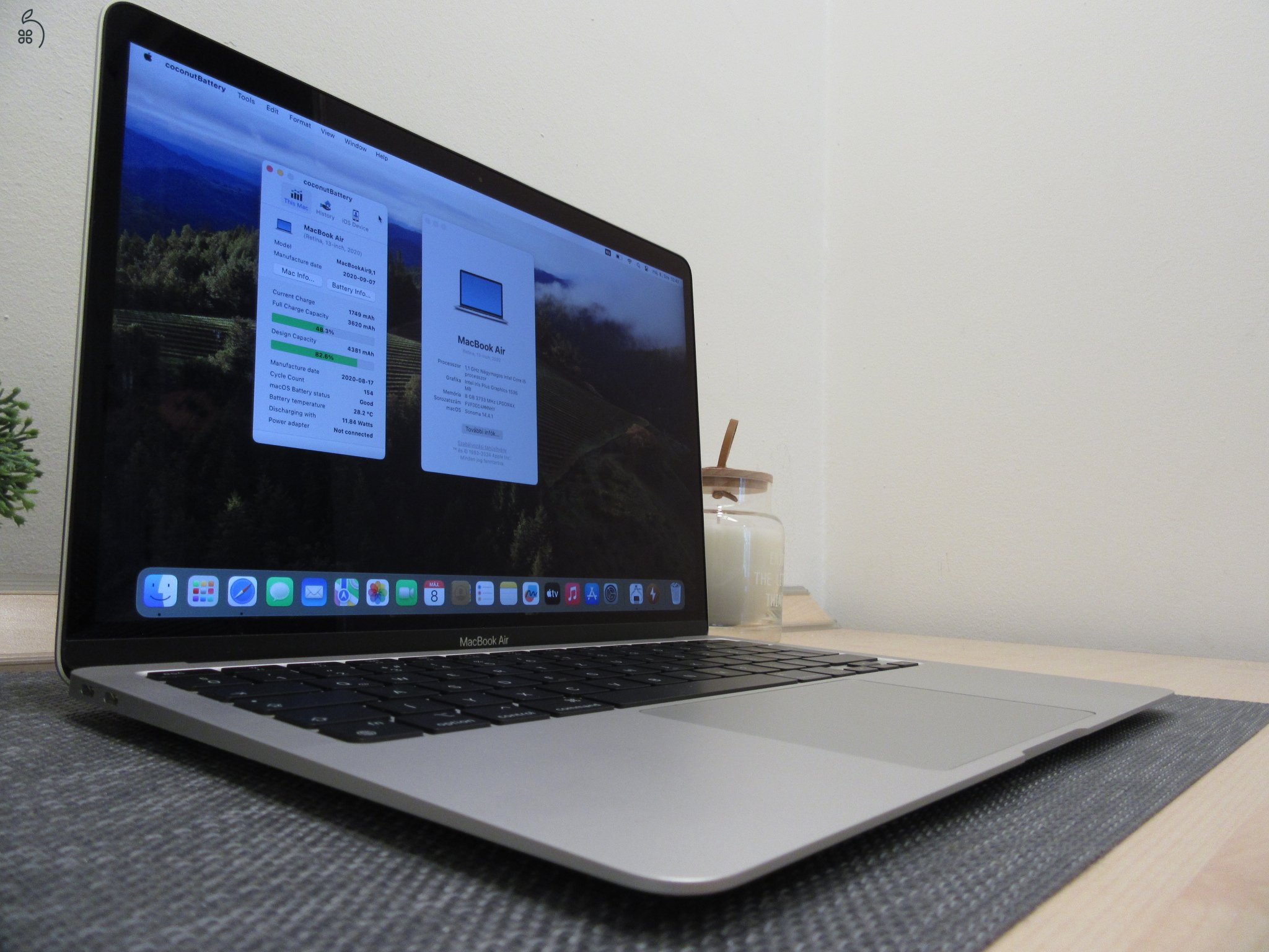 Apple Retina Macbook Air 13 - 2020 - Használt, karcmentes