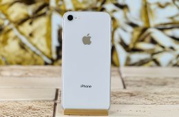 Eladó iPhone 8 64 GB Silver szép állapotú - 12 HÓ GARANCIA - Z113