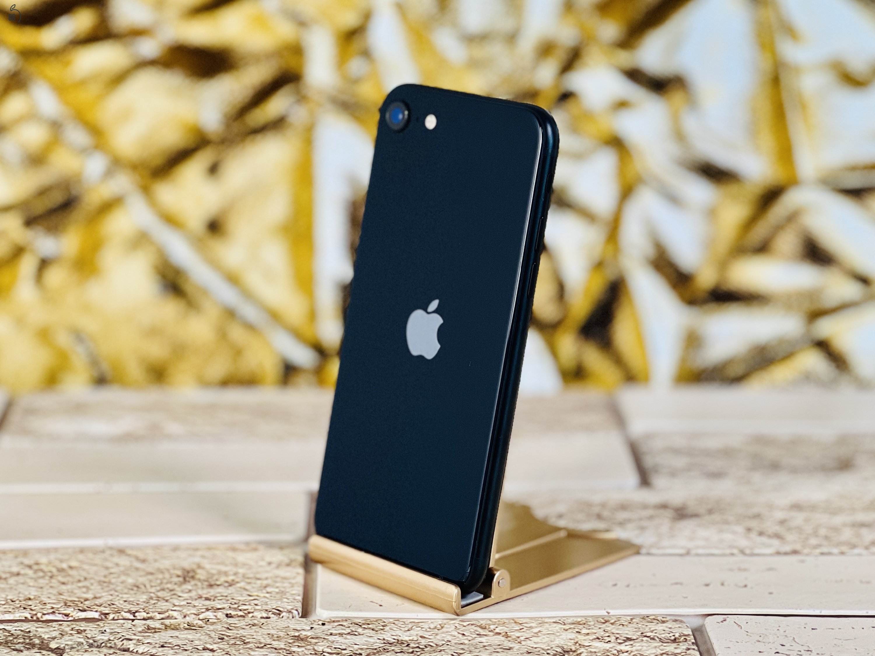 Eladó iPhone SE (2020) 128 GB Black 100% akku, szép állapotú - 12 HÓ GARANCIA - L7136