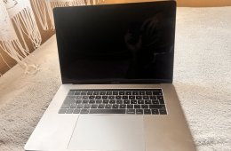 Hibás Macbook pro 2017 15”