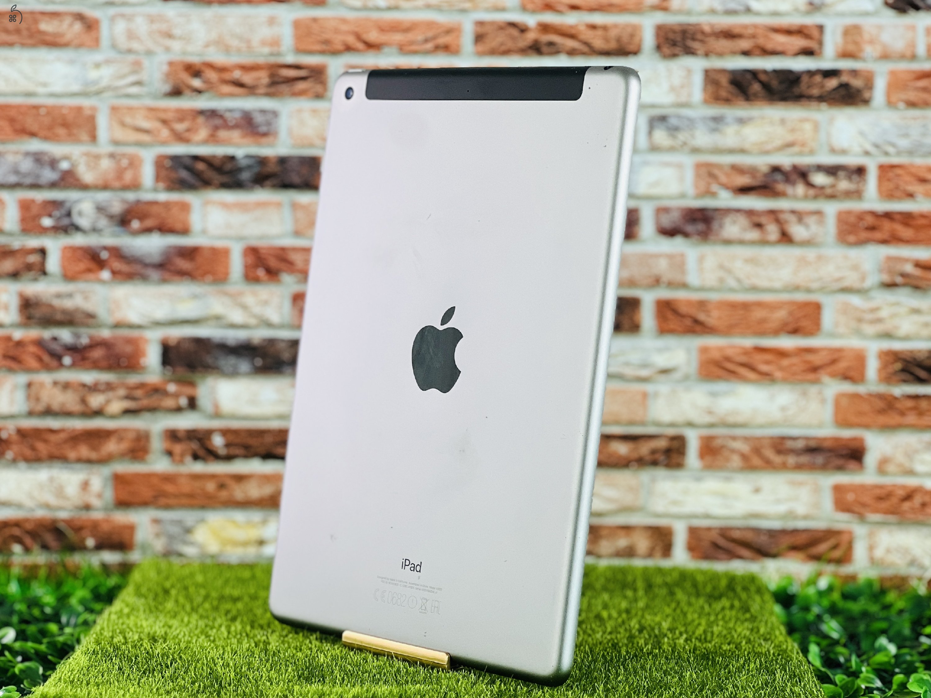 Eladó iPad 5th gen 9.7 Wifi +Cellular A1823 128 GB Space Gray szép állapotú - 12 HÓ GARANCIA - 5202