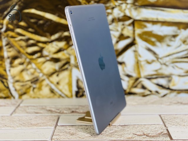 Eladó iPad Air 2th gen 9.7 Wifi  A1566 16 GB Space Gray szép állapotú - 12 HÓ GARANCIA - R7247