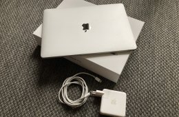 MacBook Pro | 2018 | 256GB | 8GB SSD | i5 2,3GHz | 13,3
