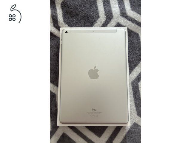 Apple Ipad 5. Generáció 64Gb Wifi + Logitech Slim folio billentyűzet