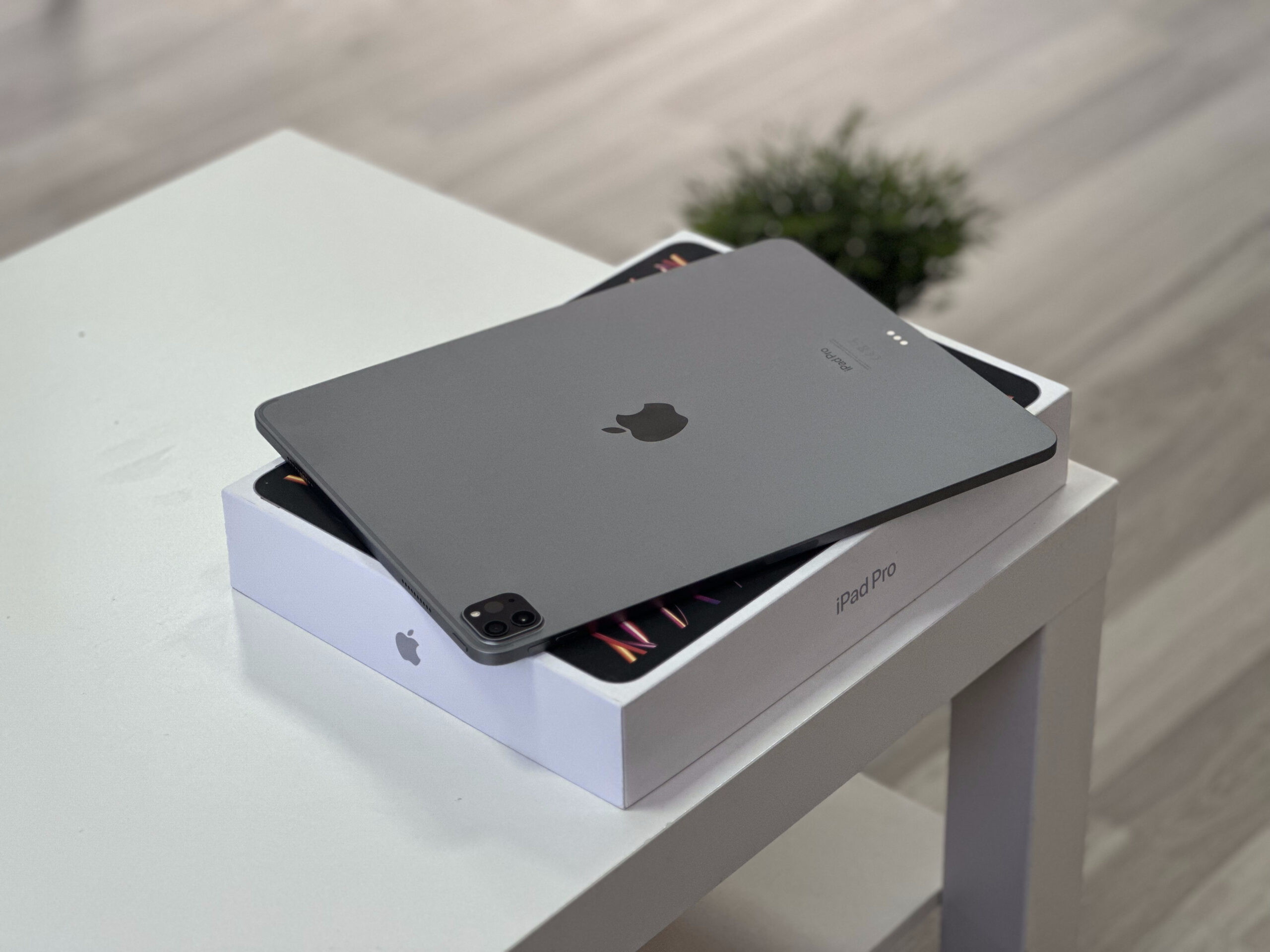 Hibátlan iPad Pro 6th 2022 12,9″ Space Gray 128GB 1 Év Garanciával Számlával