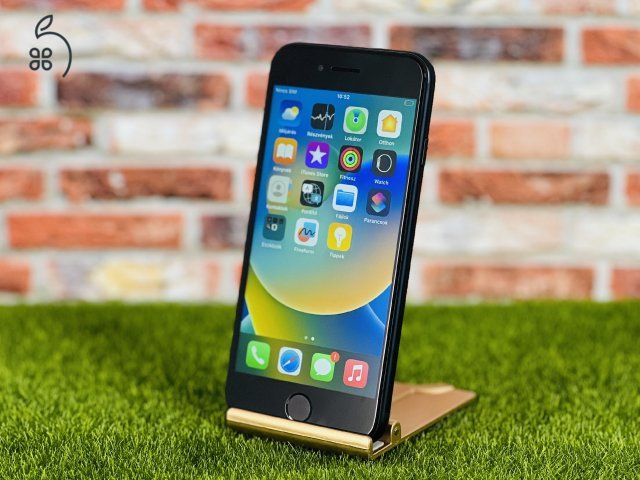 Eladó iPhone SE (2020) 64 GB Black szép állapotú - 12 HÓ GARANCIA - R6718