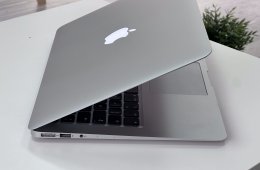 Hibátlan MacBook Air 2017 „13 128GB 1 ÉV Garanciával Számlával