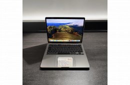 11. Apple MacBook Pro 13