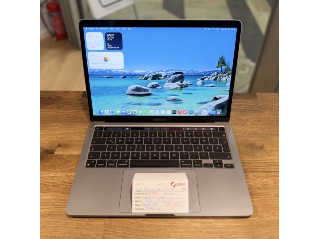 .Apple MacBook Pro 13