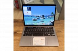 .Apple MacBook Pro 13