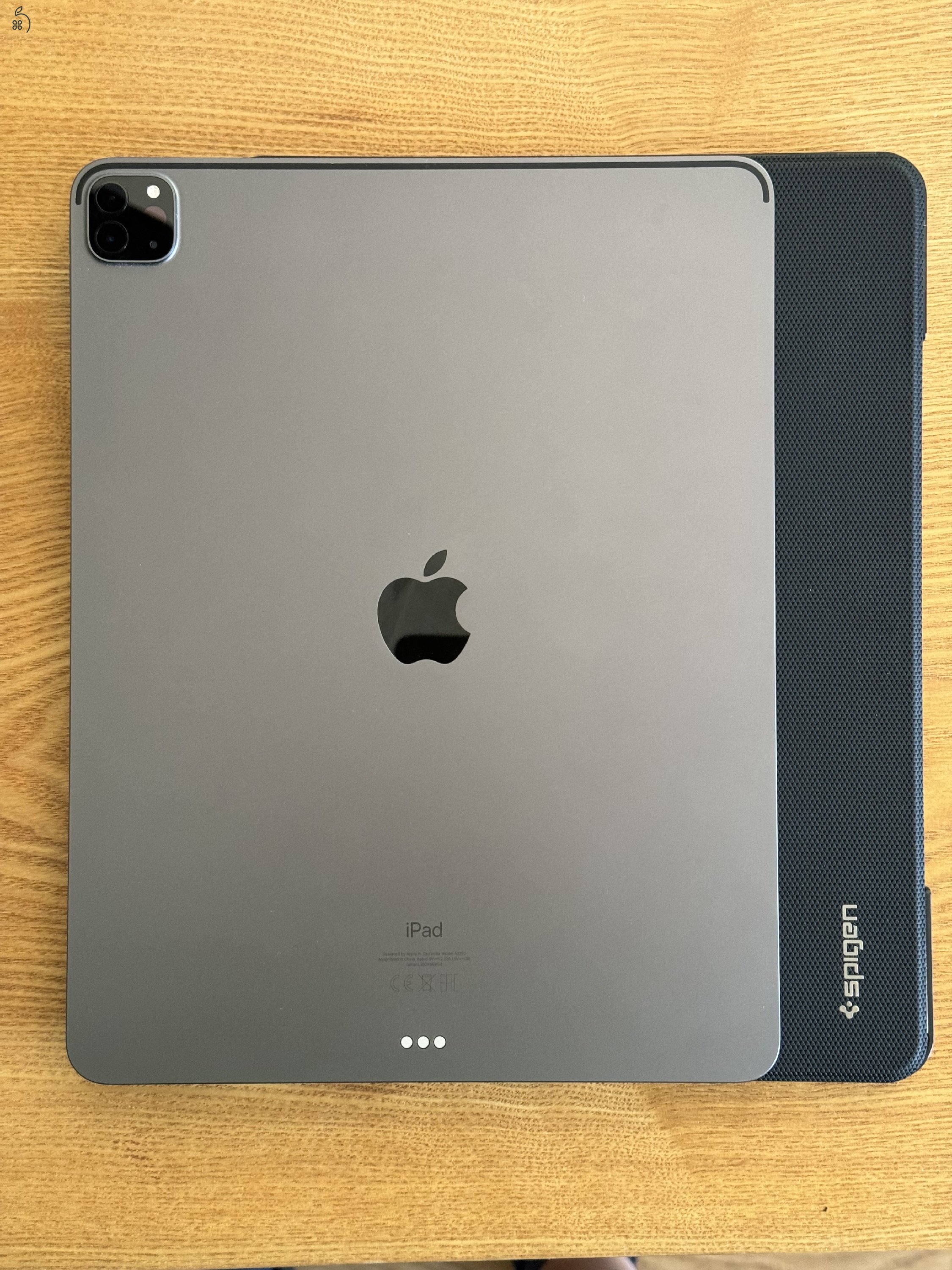 M1 iPad Pro 12.9 Wi-Fi 128GB Space Gray + Apple Pencil + Spigen tok