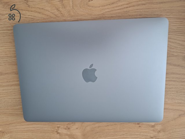 Macbook Air A2337, 2020.