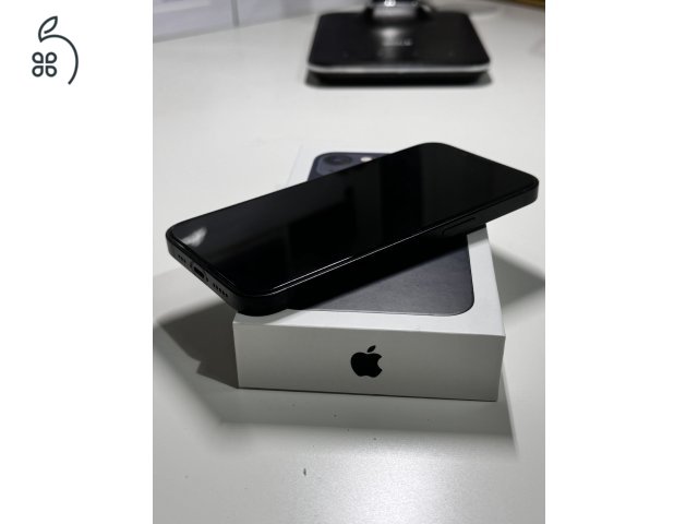 iPhone 13 256Gb Fekete (használt, kártyafüggetlen)