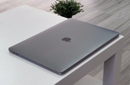MacBook Pro 2017 „15 16GB 256GB 1 ÉV Garanciával Számlával
