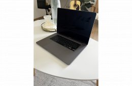 MacBook Pro 16