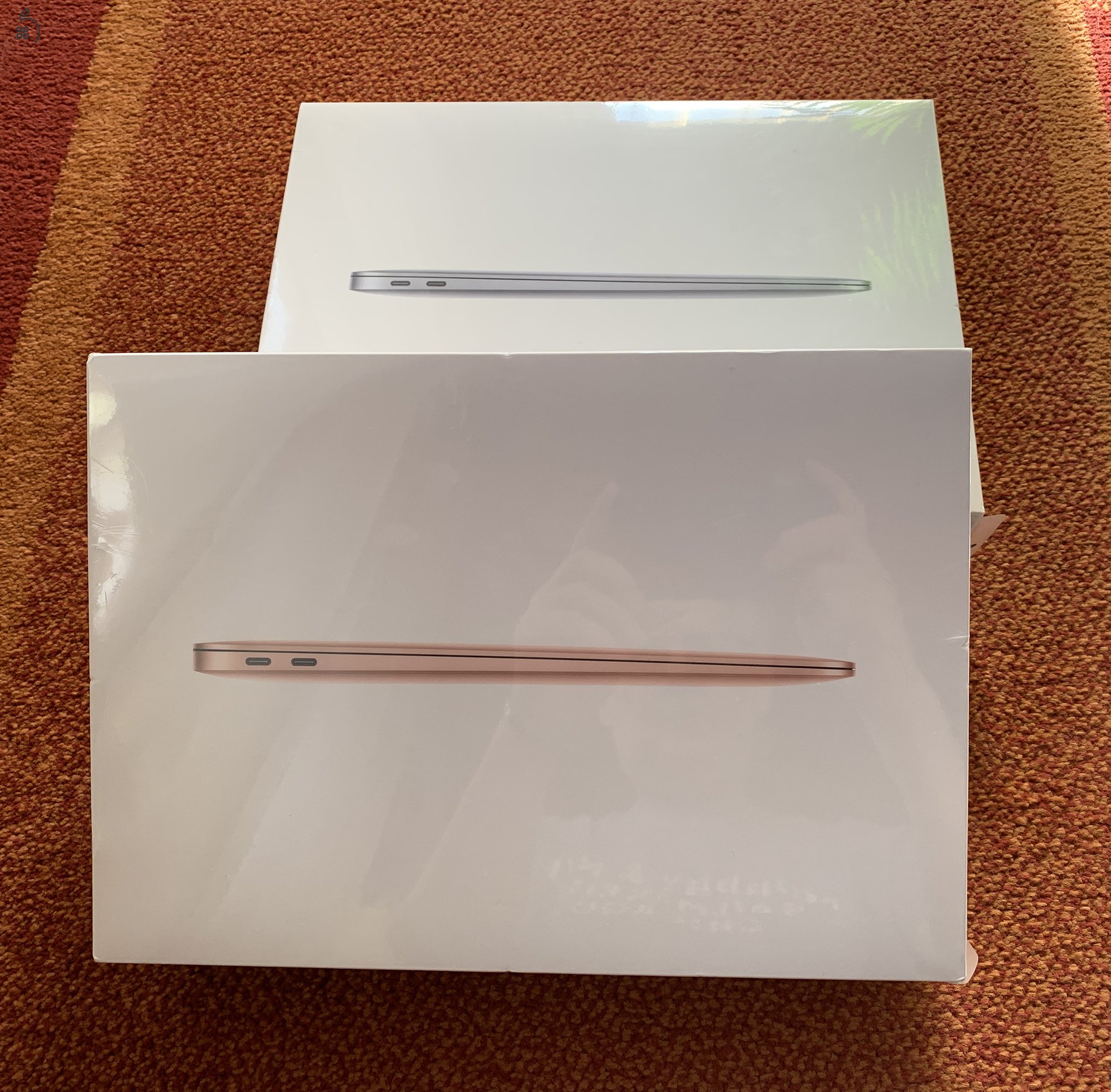 Új MacBook Air 13 M1 chip, Space Gray eladó!