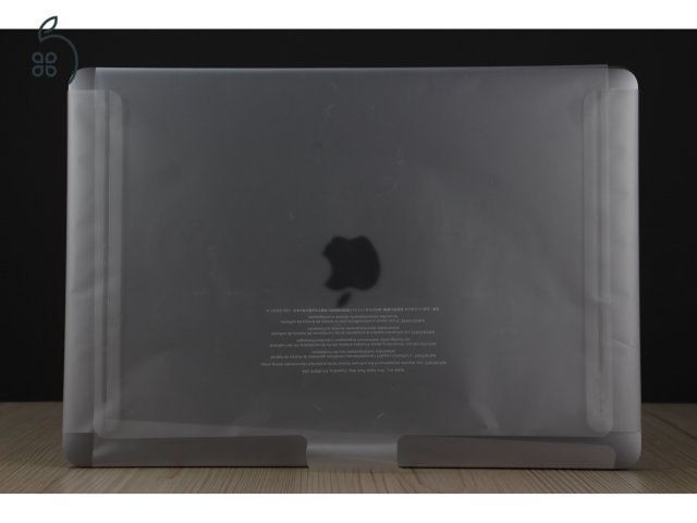 BN Macbook Pro 13