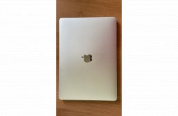 Apple MacBook Air M1 (2020) 256 GB ezüst eladó
