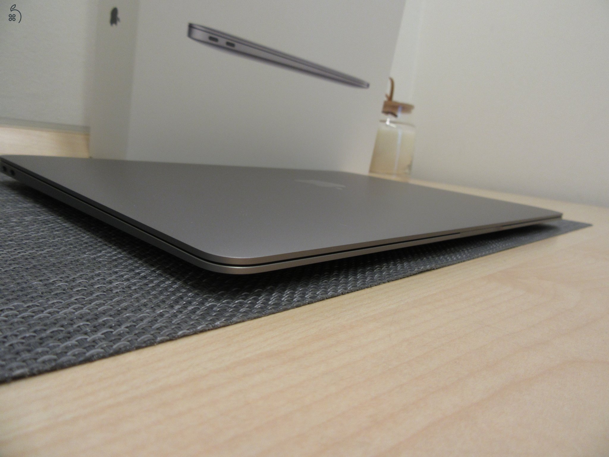 Apple Retina Macbook Air 13 M1 - 2020 - Használt, karcmentes