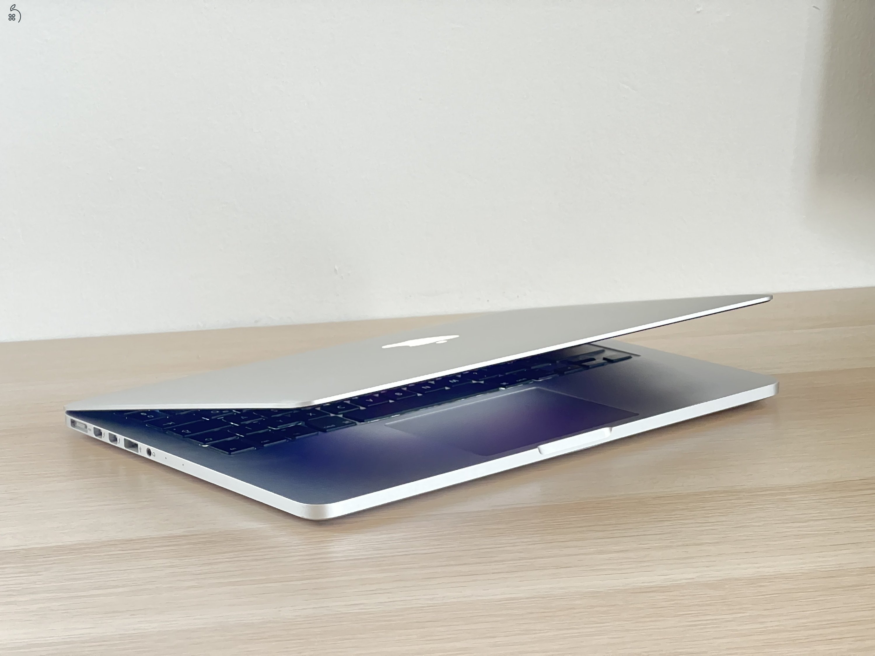 MacBook Pro 2014 CTO i5 16GB RAM 256GB SSD Intel Iris 1,5GB magyar