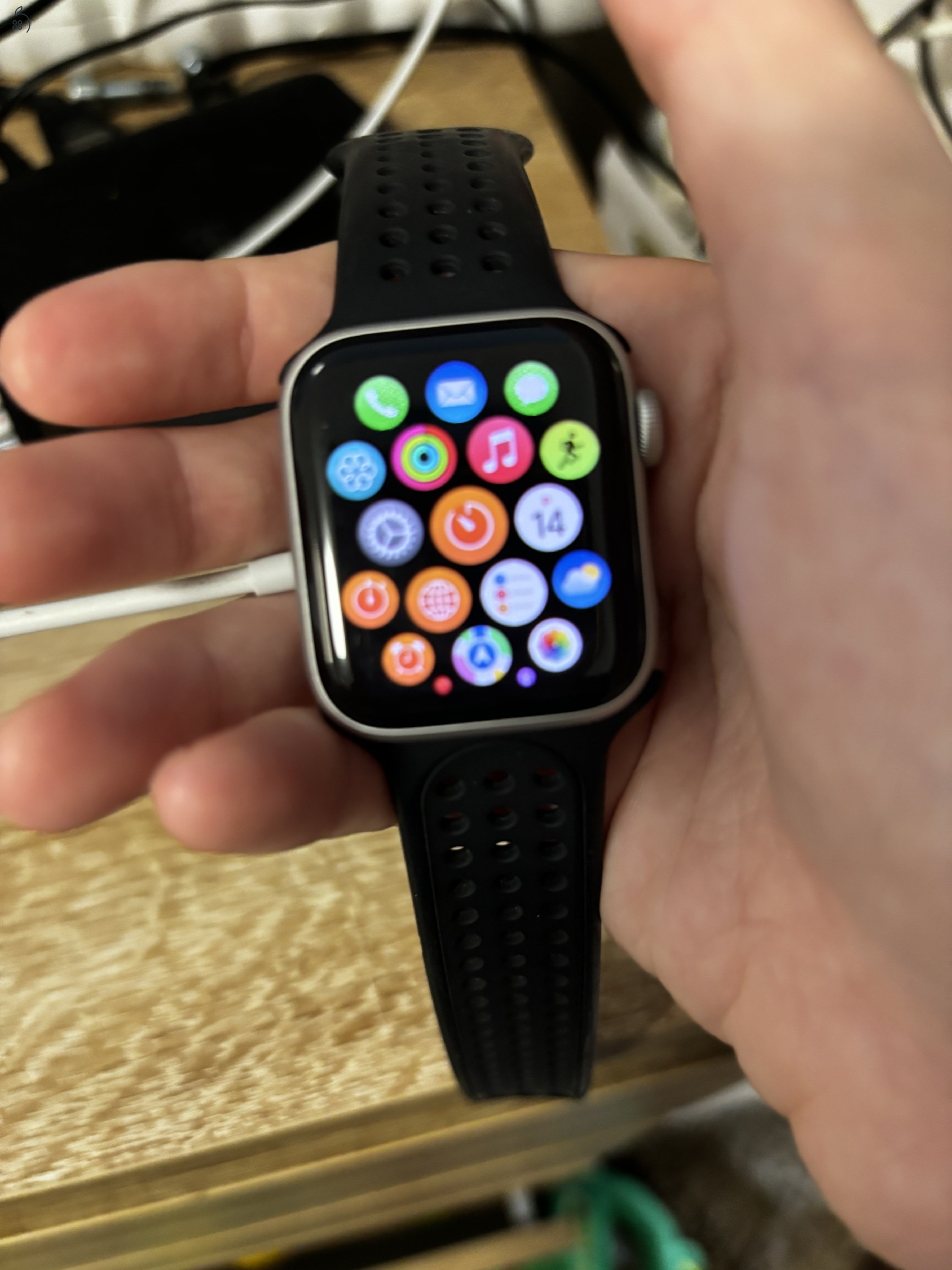 Apple Watch SE 2023 ESIM Silver