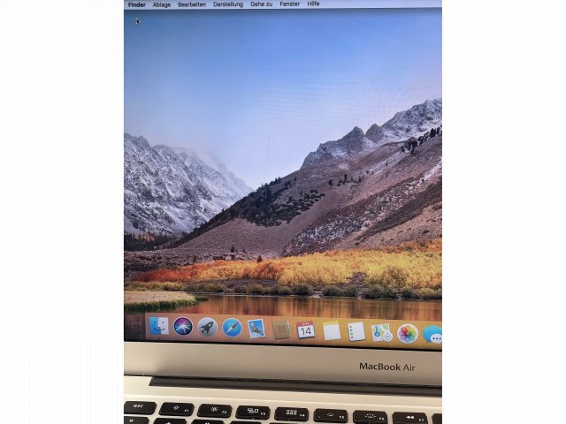 !! 1 ÉV GARANCIA !! Apple Macbook Air 2017 i5 / 8GB DDR3 / 256GB / 13″ – K3495 – Ciklus:221