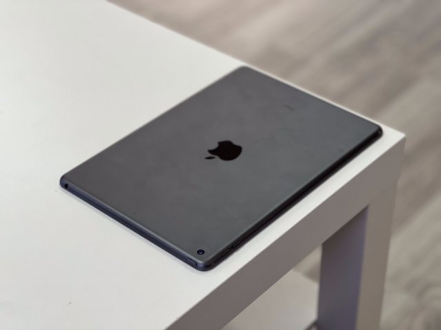 iPad 7th Generáció Space Gray 32GB 1 Év Garanciával Számlával