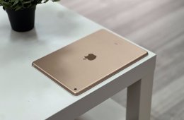 Hibátlan iPad 8th Generáció Gold 32GB 1 Év Garanciával Számlával