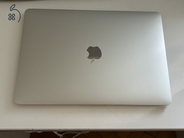 Kifogástalan állapotú MacBook