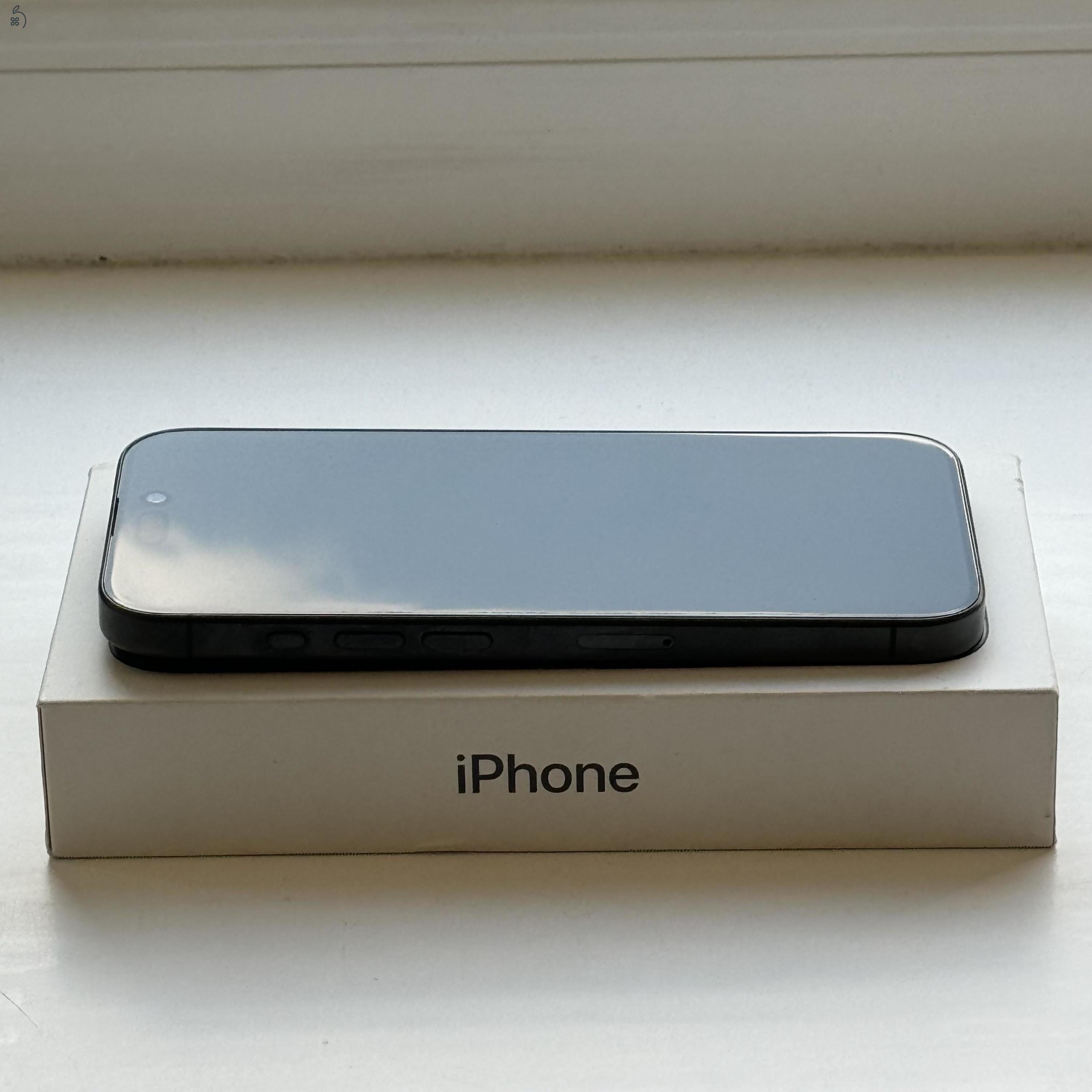 HIBÁTLAN iPhone 15 Pro 128GB Black Titanium- Kártyfüggetlen, 1 ÉV GARANCIA, 98% Akkumulátor
