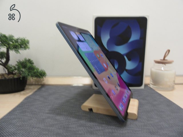 Apple iPad Air 5. Gen M1 - Használt, karcmentes