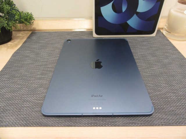 Apple iPad Air 5. Gen M1 - Használt, karcmentes