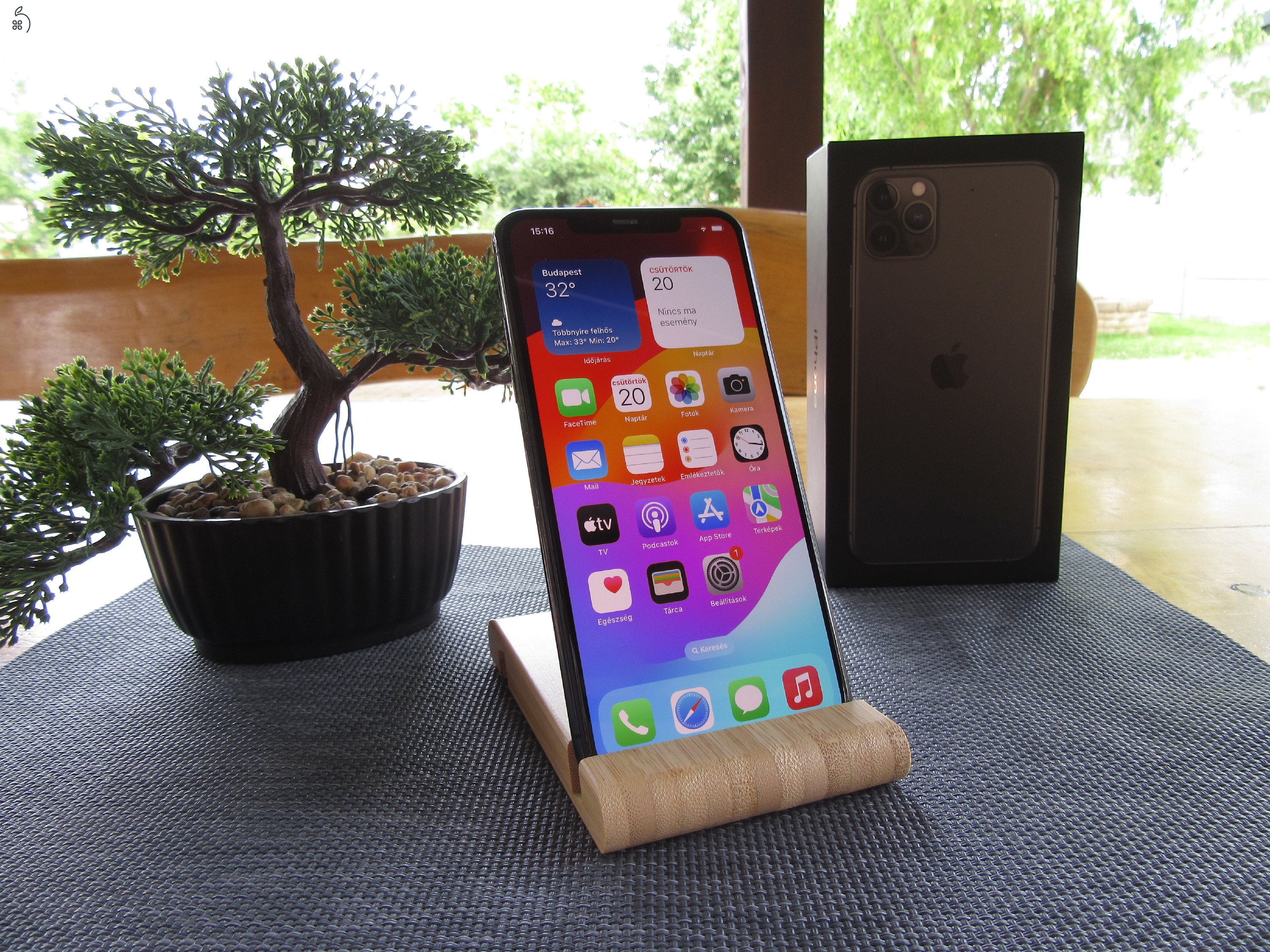 Apple iPhone 11 Pro Max - Sapce Gray - Használt megkímélt