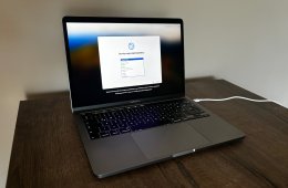 Apple MacBook Pro 13