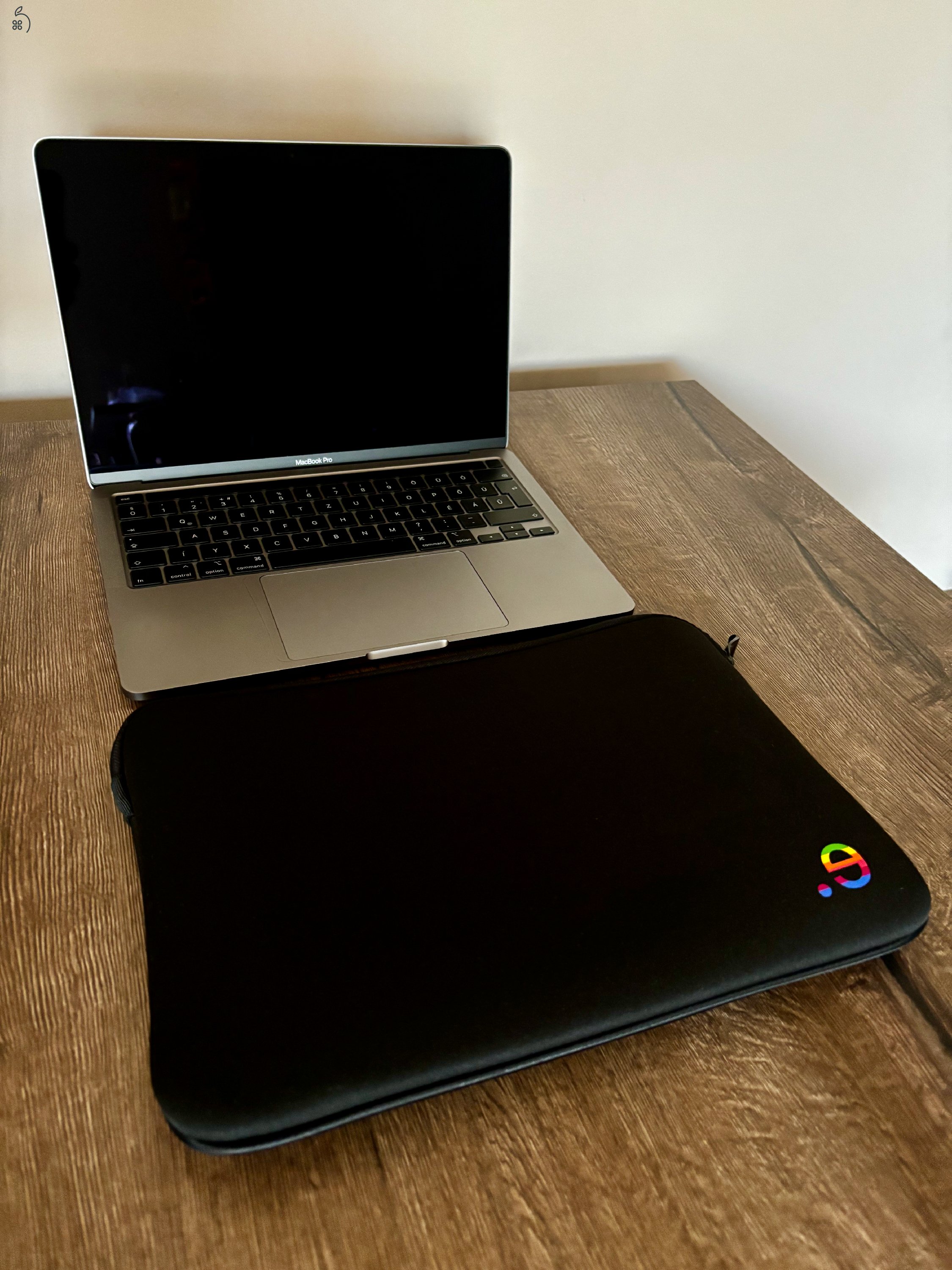 Apple MacBook Pro 13