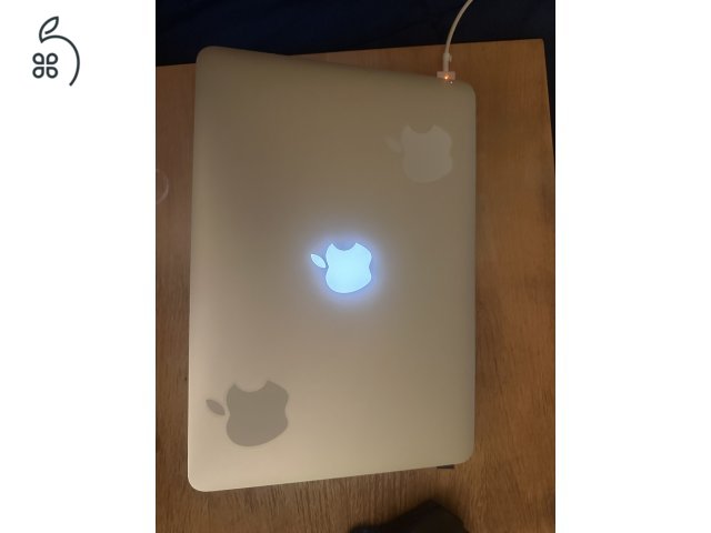 megkímélt MacBook próm