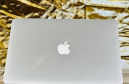 Eladó Apple Macbook AIR EU 256 GB Space Gray 2017 13 i5 8 GB SSD szép állapotú - 12 HÓ GARANCIA - S014