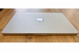 MacBook Air 13