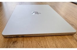 MacBook Air 13