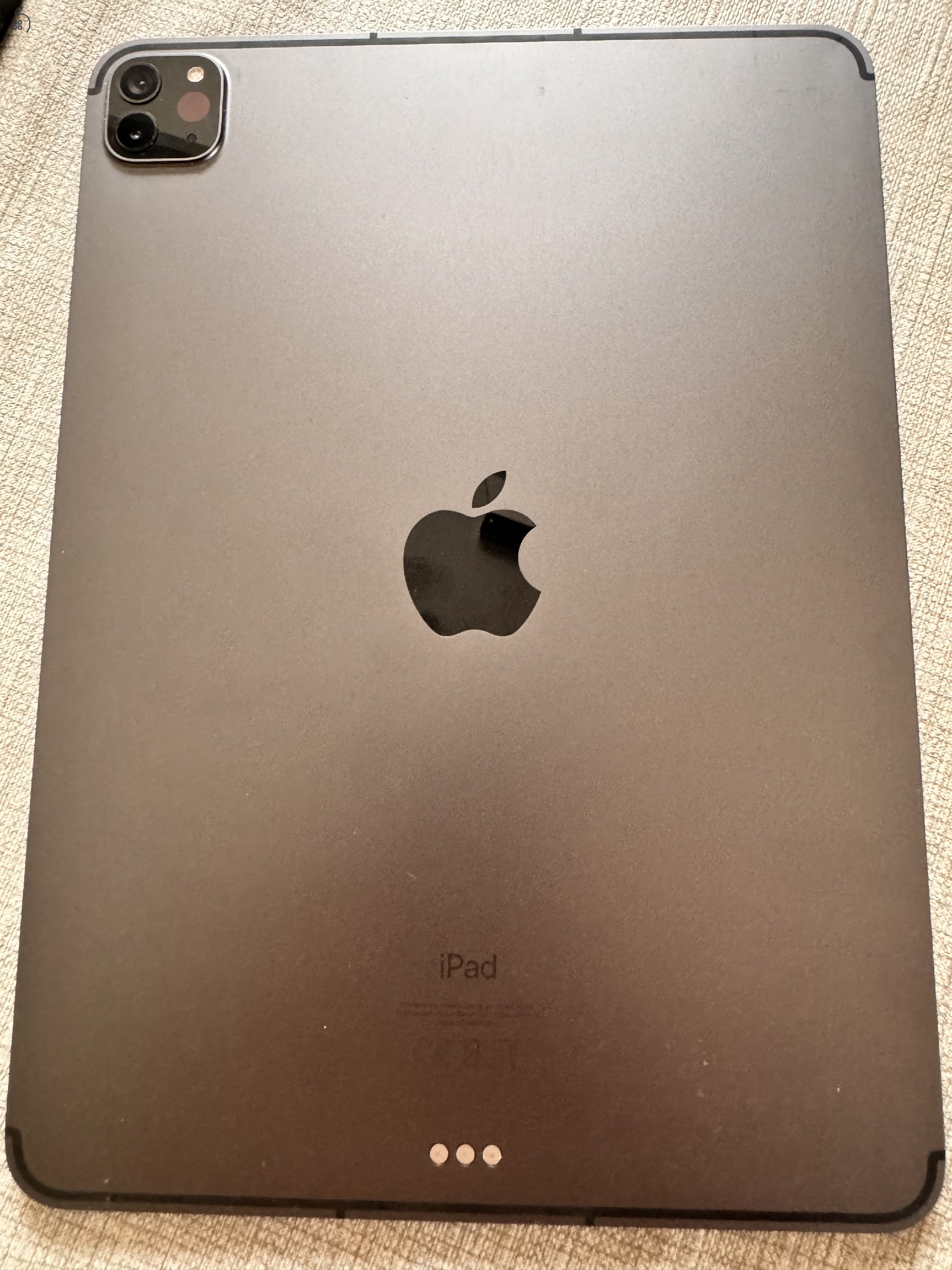 Ipad 11 pro, 3rd gen, 128gb cellular + kiegészítők