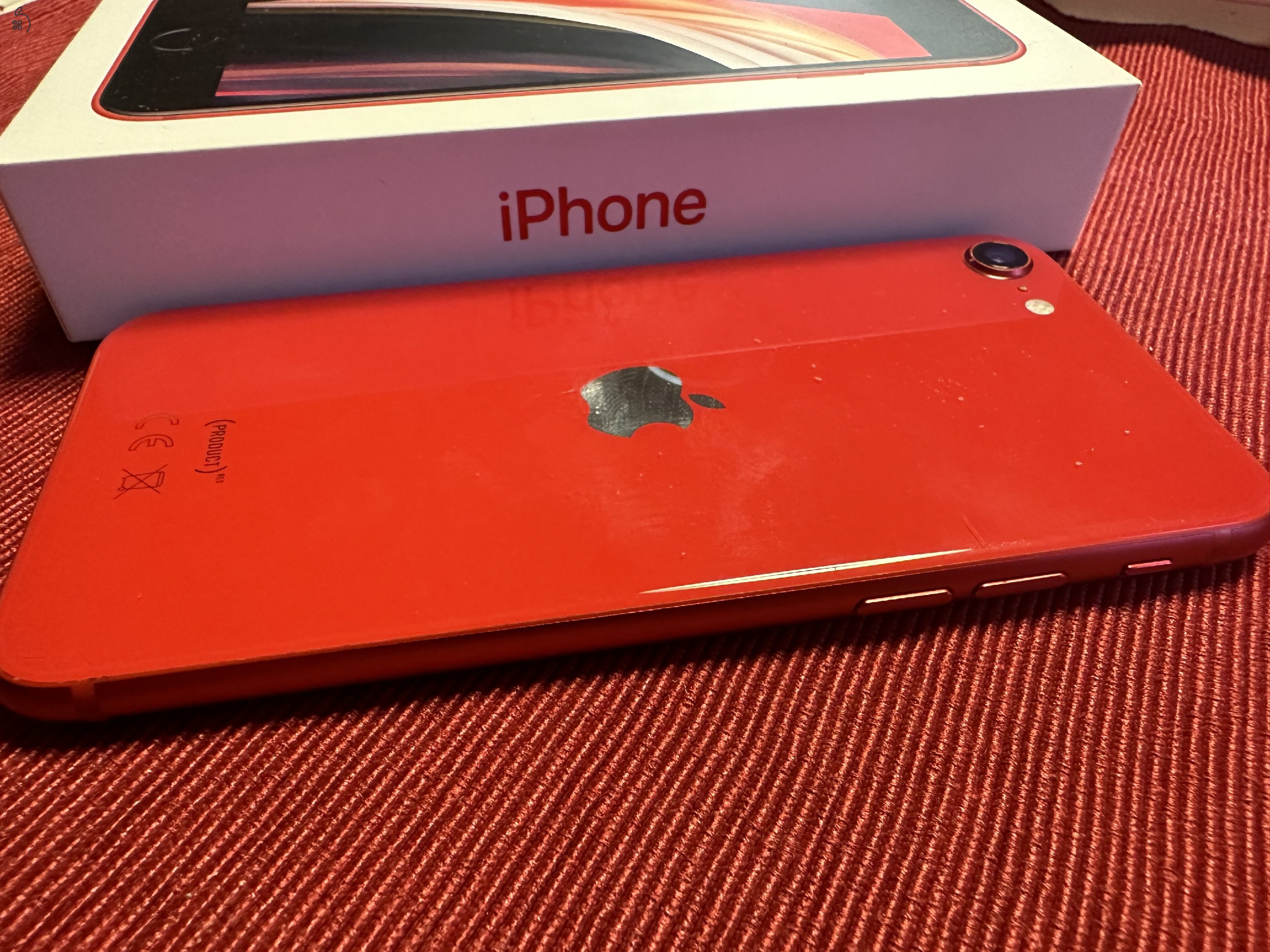 iPhone SE RED 64GB Eladó
