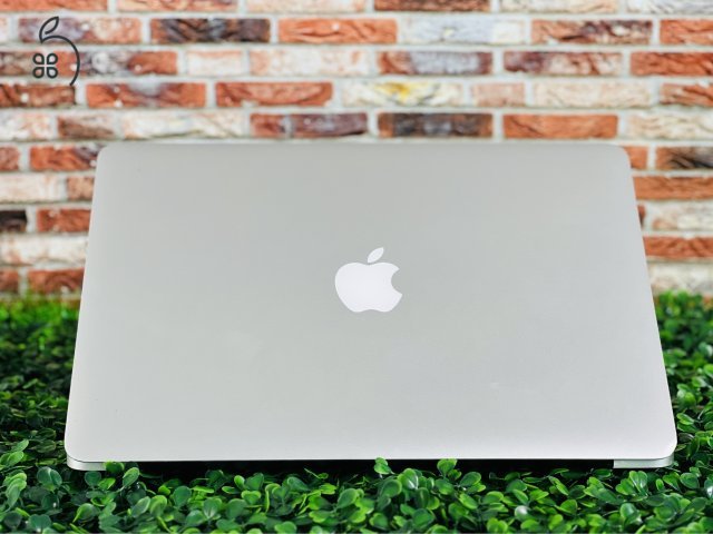 Eladó Apple Macbook AIR EU 256 GB Space Gray 2017 13 i5 8 GB SSD szép állapotú - 12 HÓ GARANCIA - 014