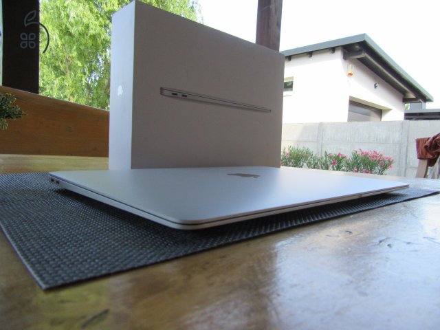 Apple Macbook Air 13 M1 - 2020 - Használt, karcmentes