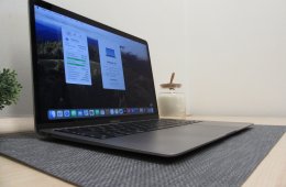 Apple Retina Macbook Air 13 - 2020 - Használt, megkímélt